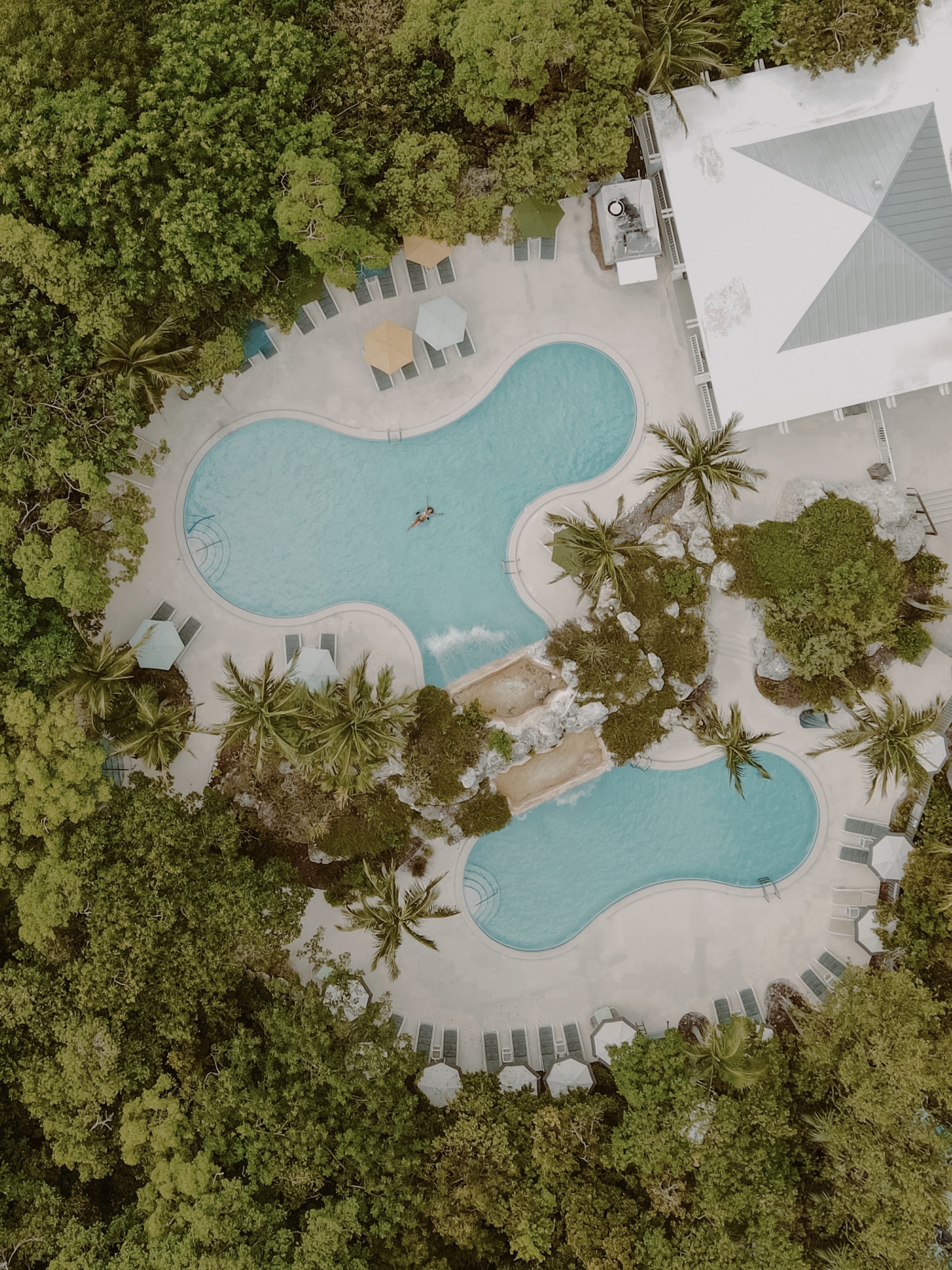 Aerial_View_of_Pool
