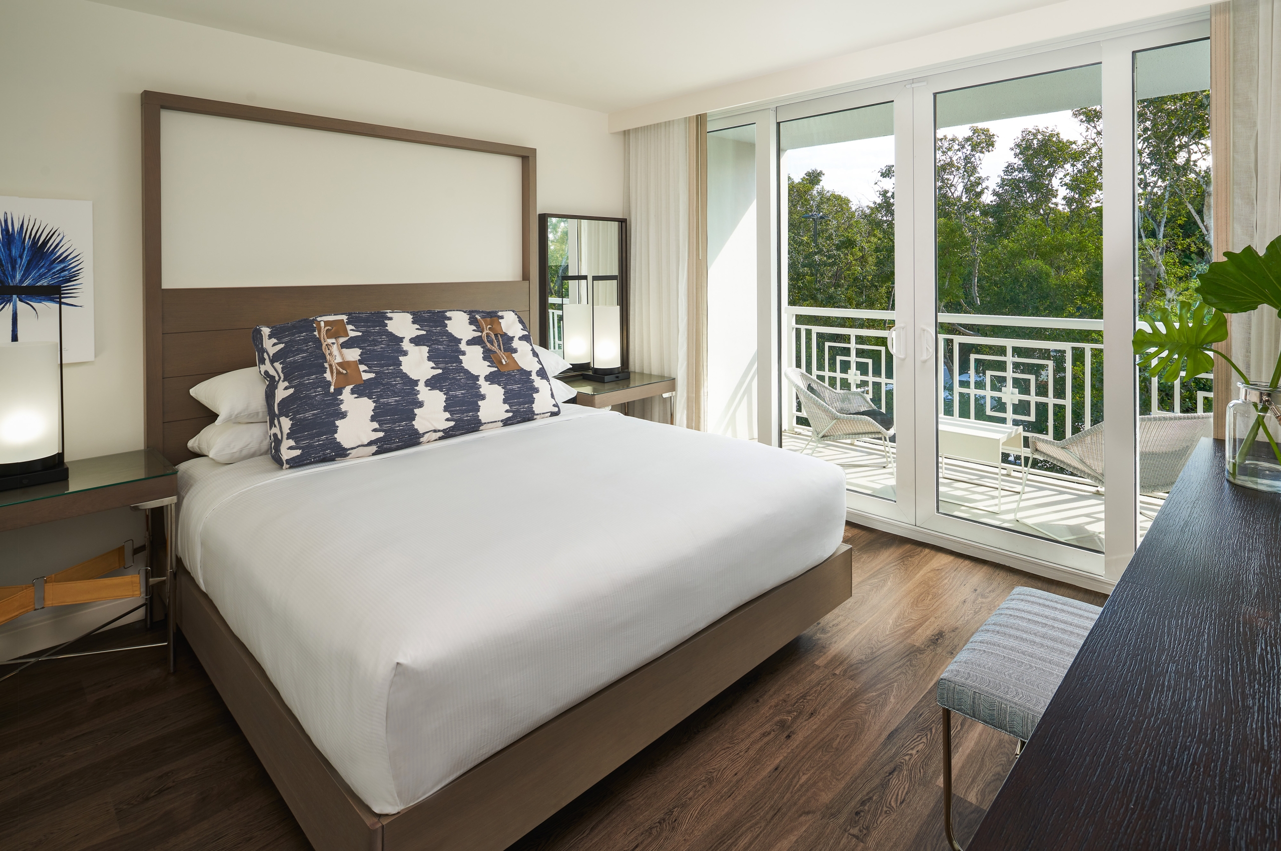 Junior Suite in Coconut Wing