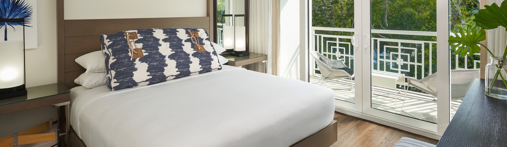 Queen hammock wing junior suite