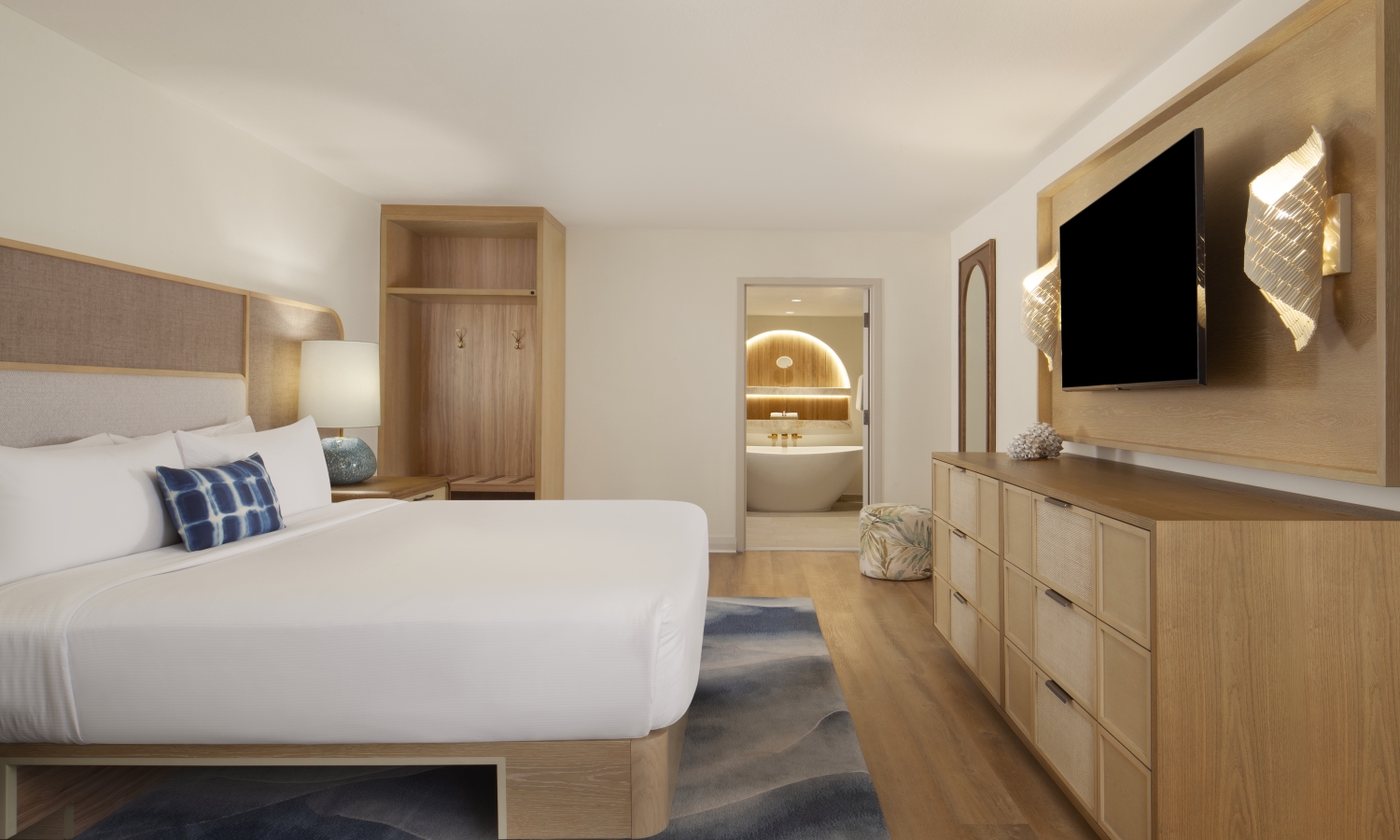 1 king bed suite