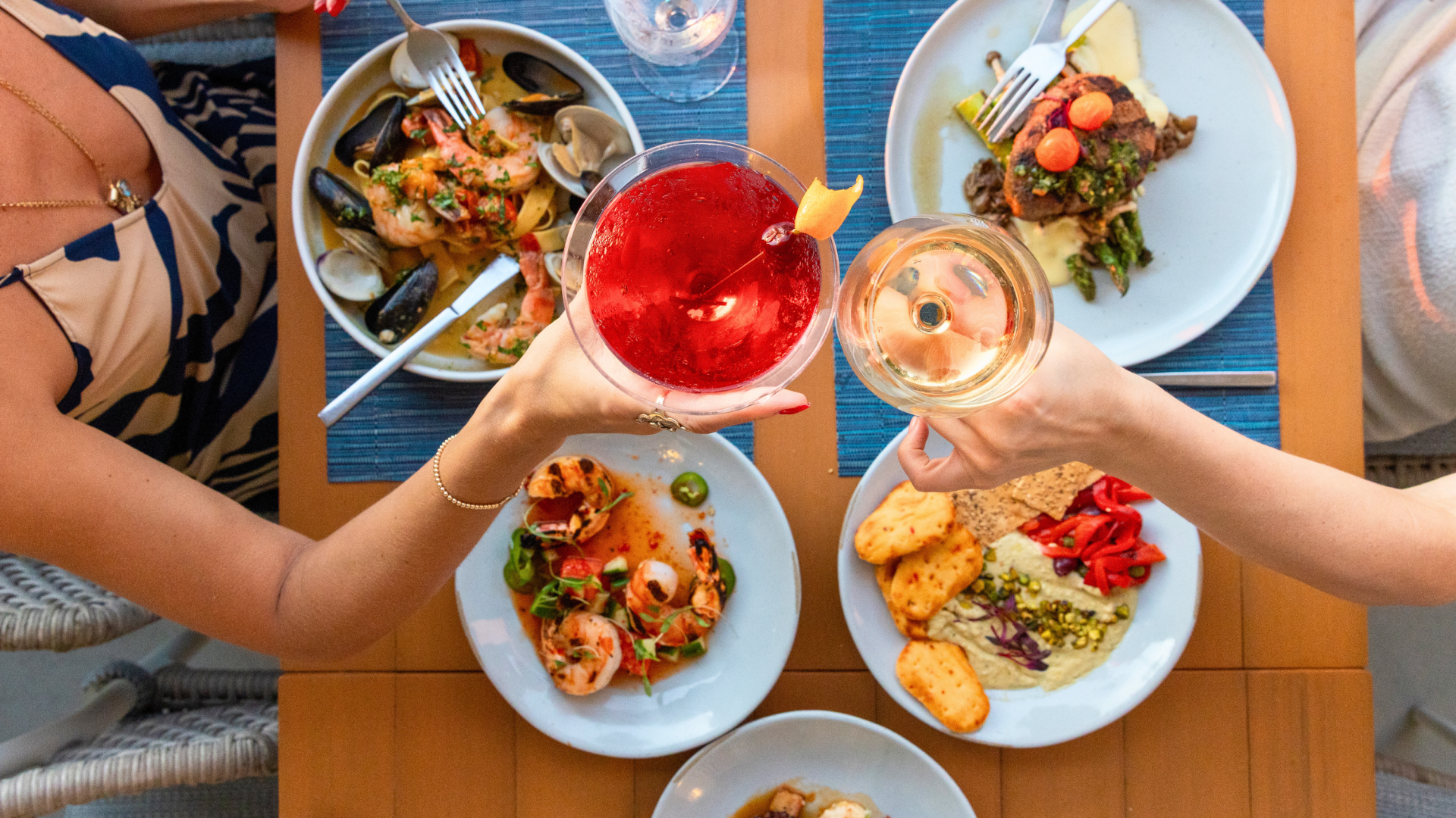 Table at Calusa, Baker's Cay Resort